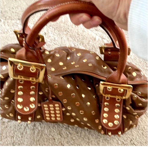 Be&D Lambskin Handbag Purse Soft Brown Satchel w/Gold Studs Excellent Condition - Picture 10 of 10